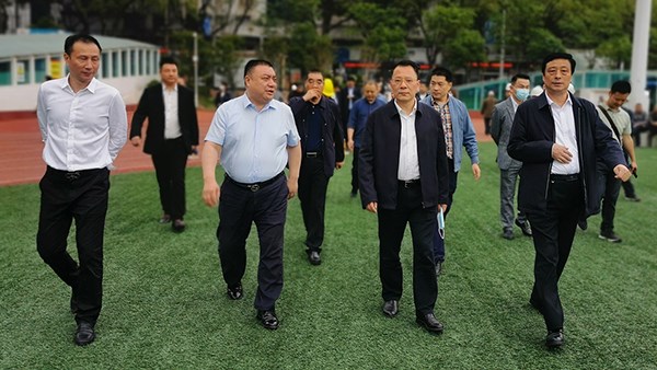 市委常委、副市長(zhǎng)李建華調(diào)研市工人文化宮及東風(fēng)廣場(chǎng)改擴(kuò)建項(xiàng)目